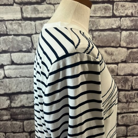 Chico's V-Neck 3/4 Sleeve Striped Blouse Size Large - Picture 10 of 11